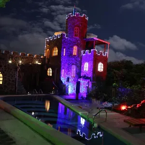 La Fortaleza De Haro Bed & Breakfast