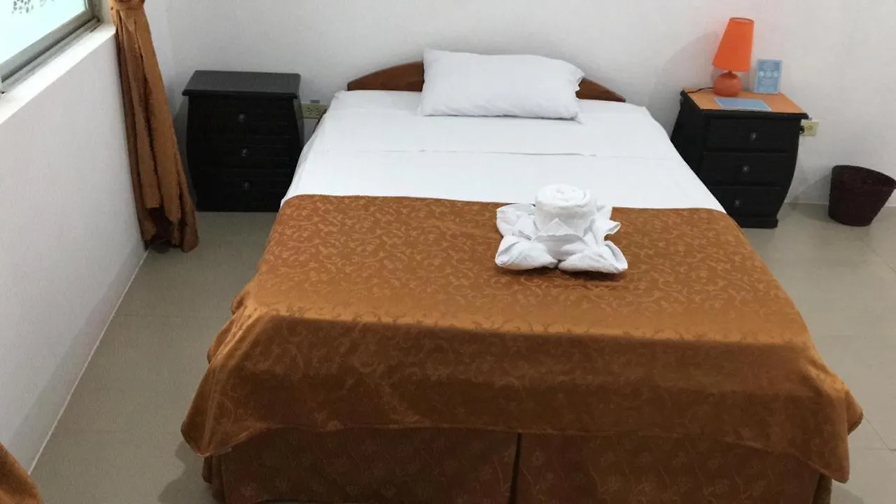 Hotel New Galapagos Hostelling Puerto Ayora